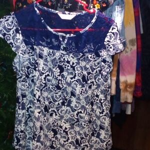 (Large) SJS White & Blue Lace Floral Top